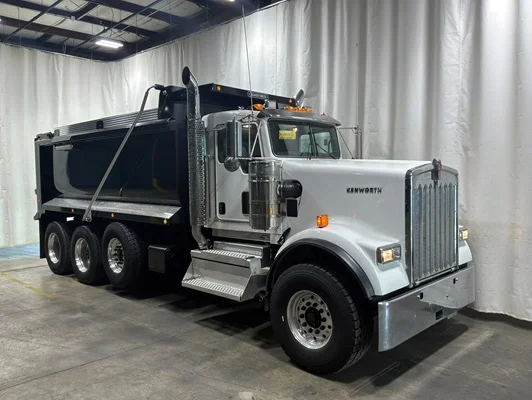 2027 Kenworth W900 in Dallas, TX