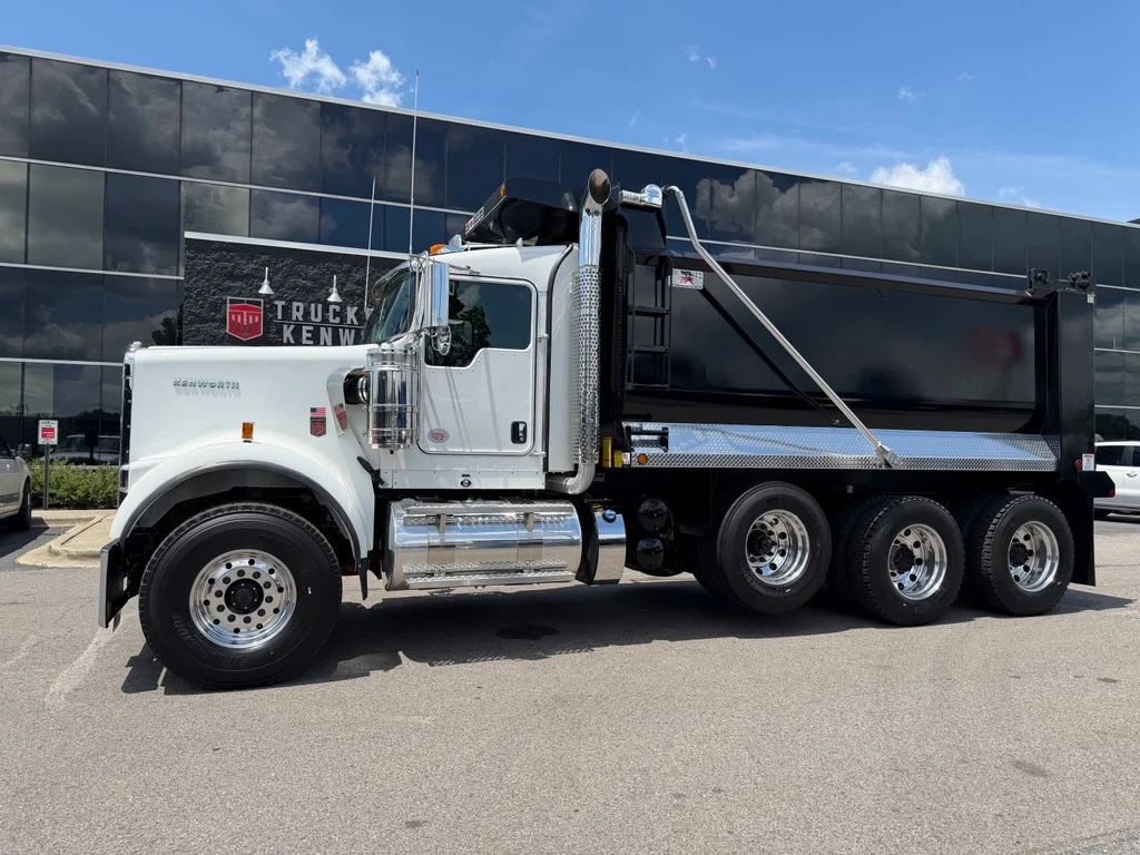 2027 Kenworth W900 in Birmingham, AL — photo 8