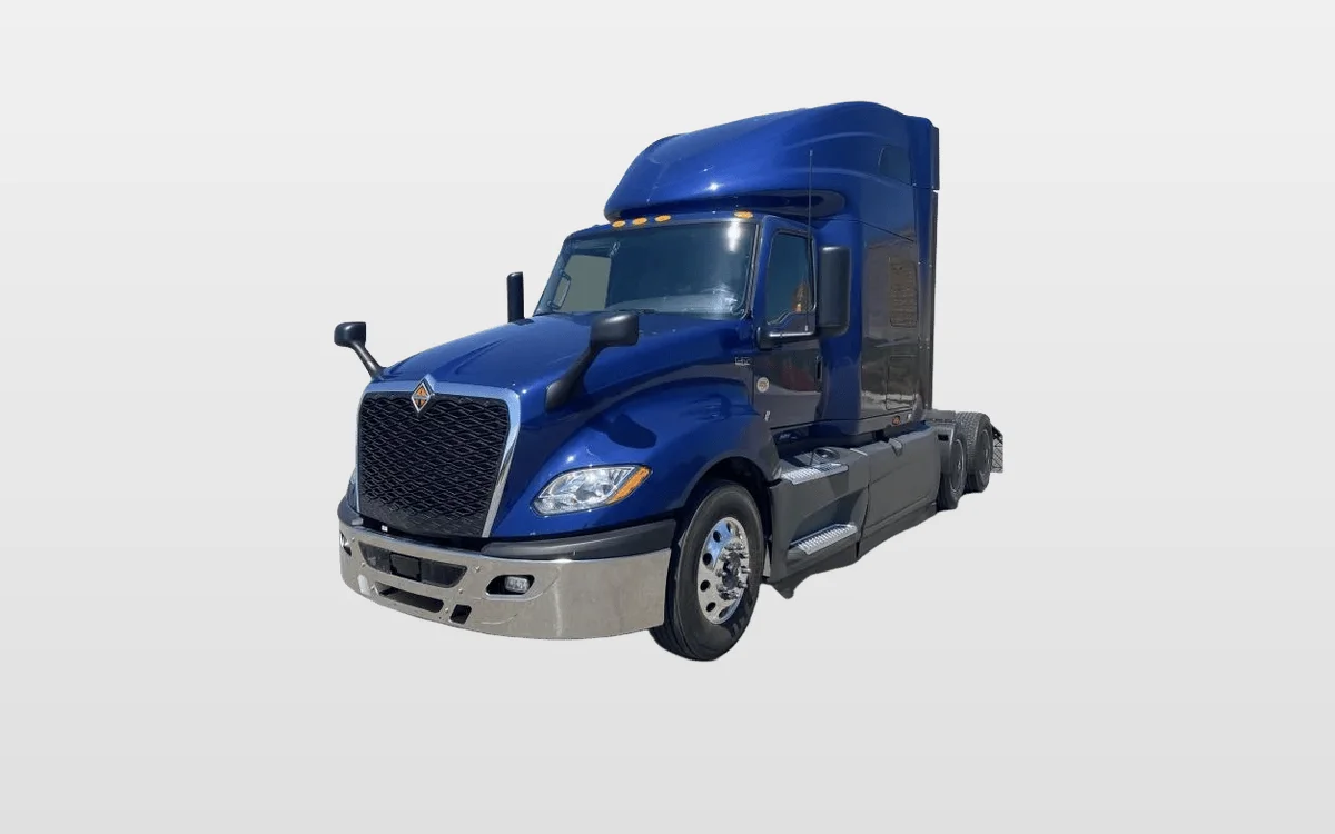 2025 International LT - image 1