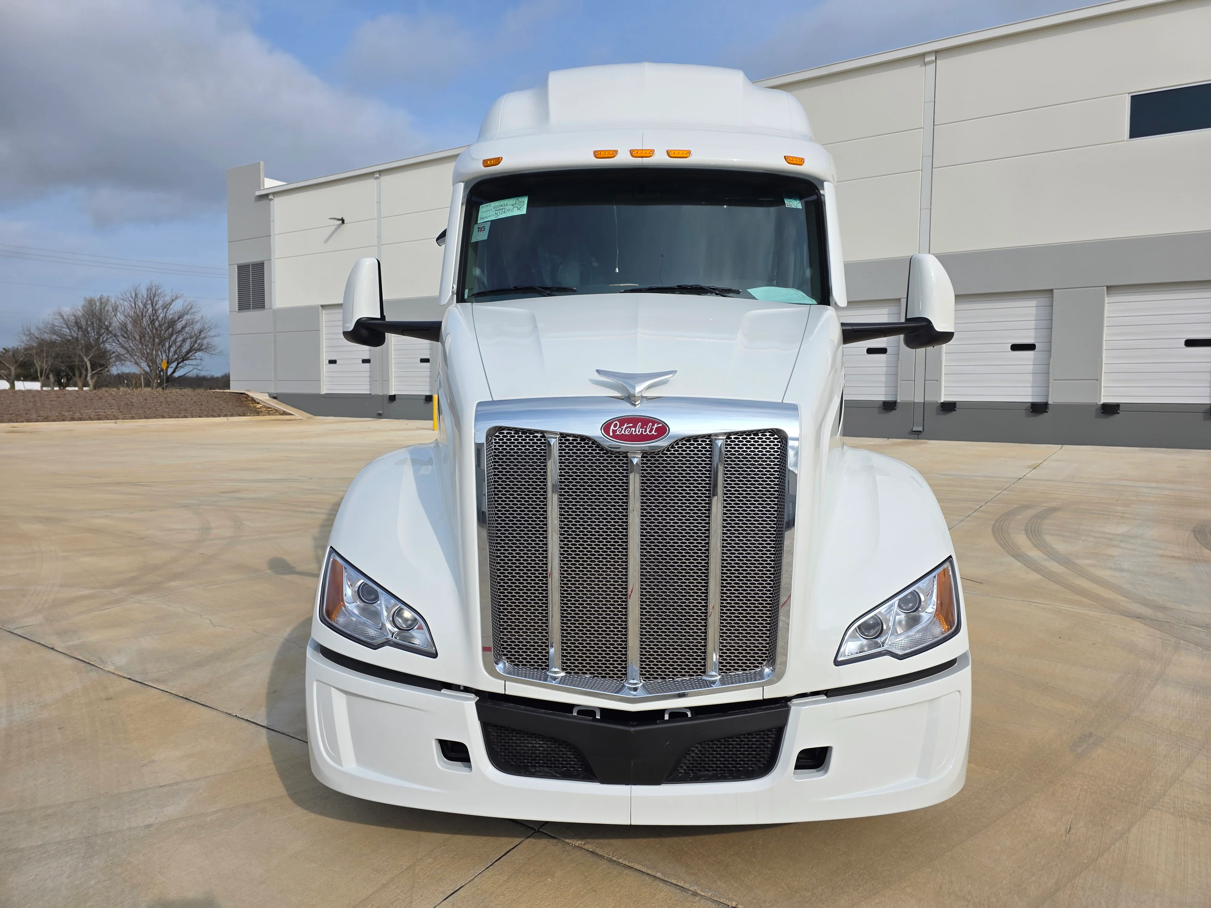 2027 Peterbilt 579 in Dunn, NC — photo 8