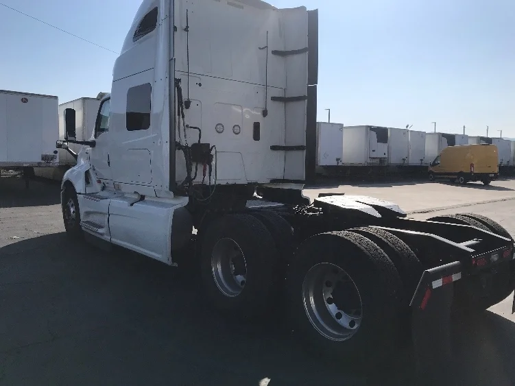 2023 International LT in Fontana, CA — photo 5