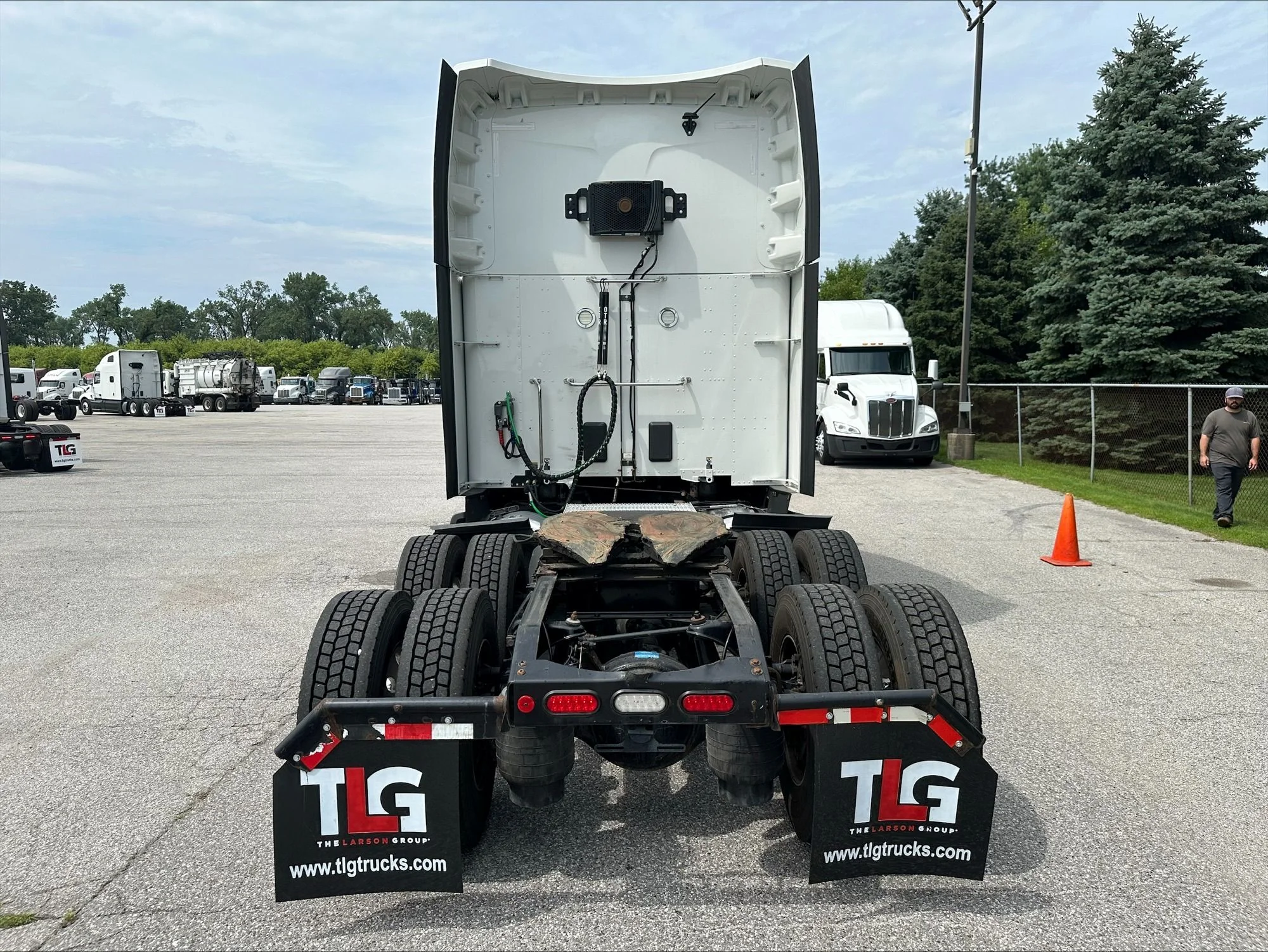 2021 Peterbilt 579 in Portland, OR — photo 4