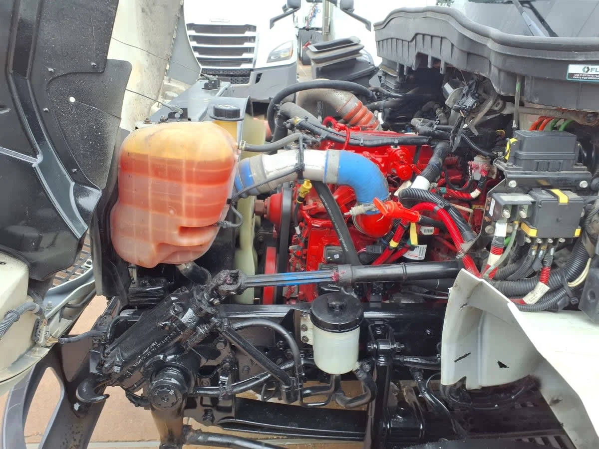 2020 International MV - image 9