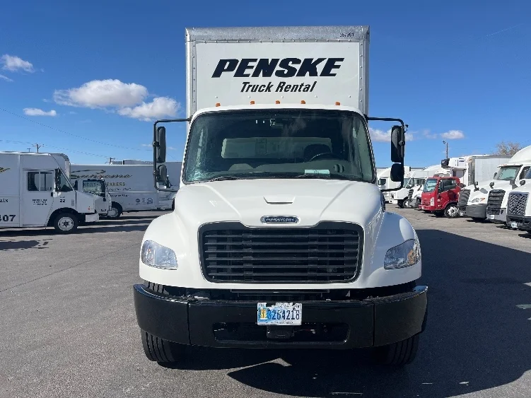 2023 Freightliner M2 106 in El Paso, TX — photo 2
