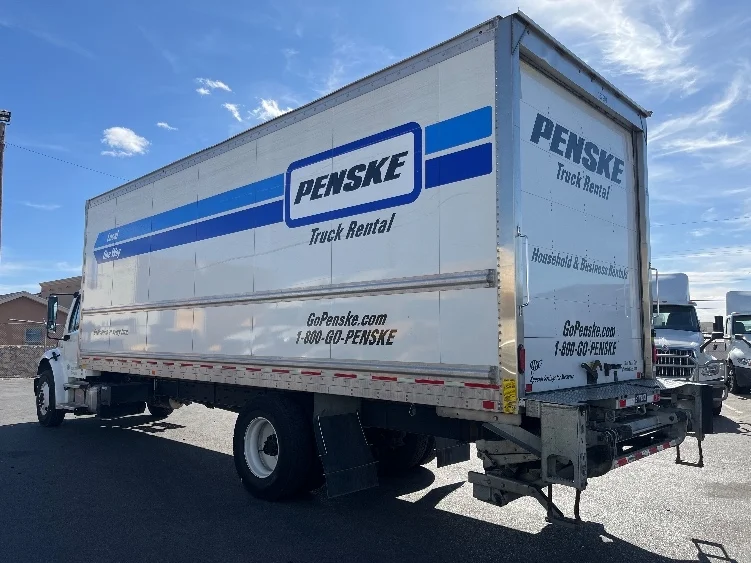 2023 Freightliner M2 106 in El Paso, TX — photo 6