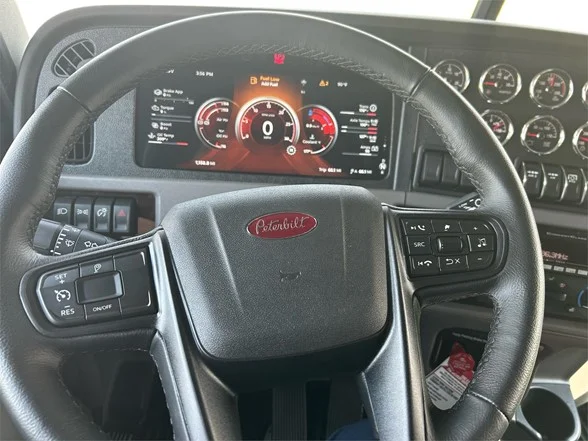 2024 Peterbilt 389 - image 16