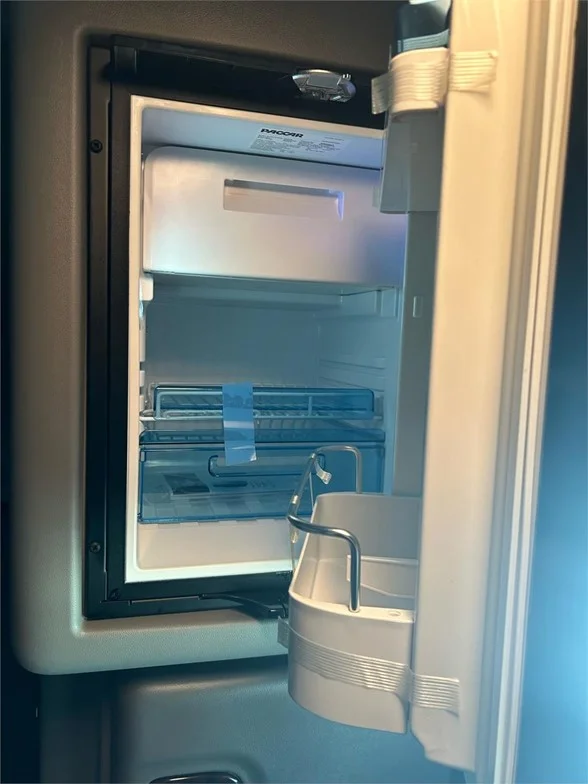 2024 Peterbilt 389 - image 25