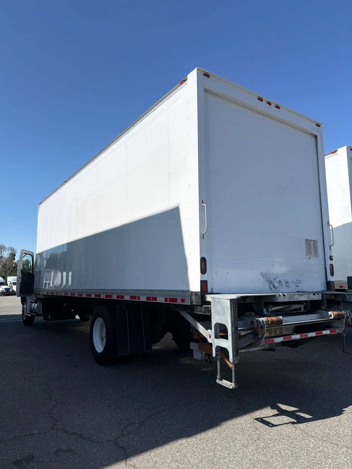 2019 International MV in Pomona, CA — photo 6
