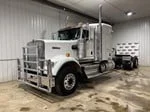 2013 Kenworth W900 in Hartford, SD — photo 26