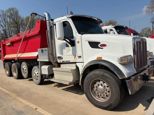 2019 Peterbilt 567 in Greensboro, NC — photo 2