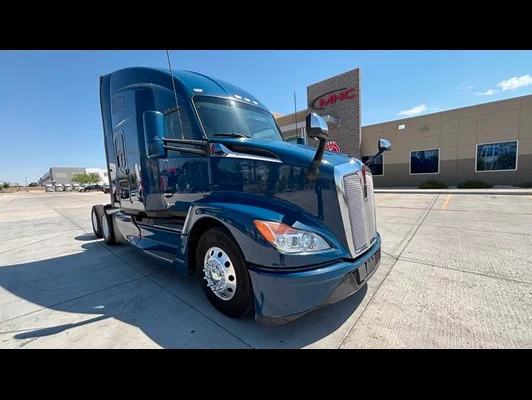 2023 Kenworth T680