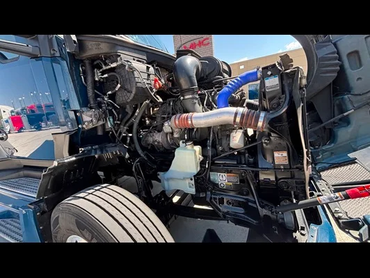 2023 Kenworth T680 in El Paso, TX — photo 8