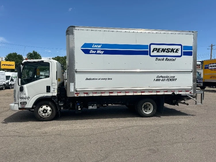 2022 Isuzu NPR - image 4