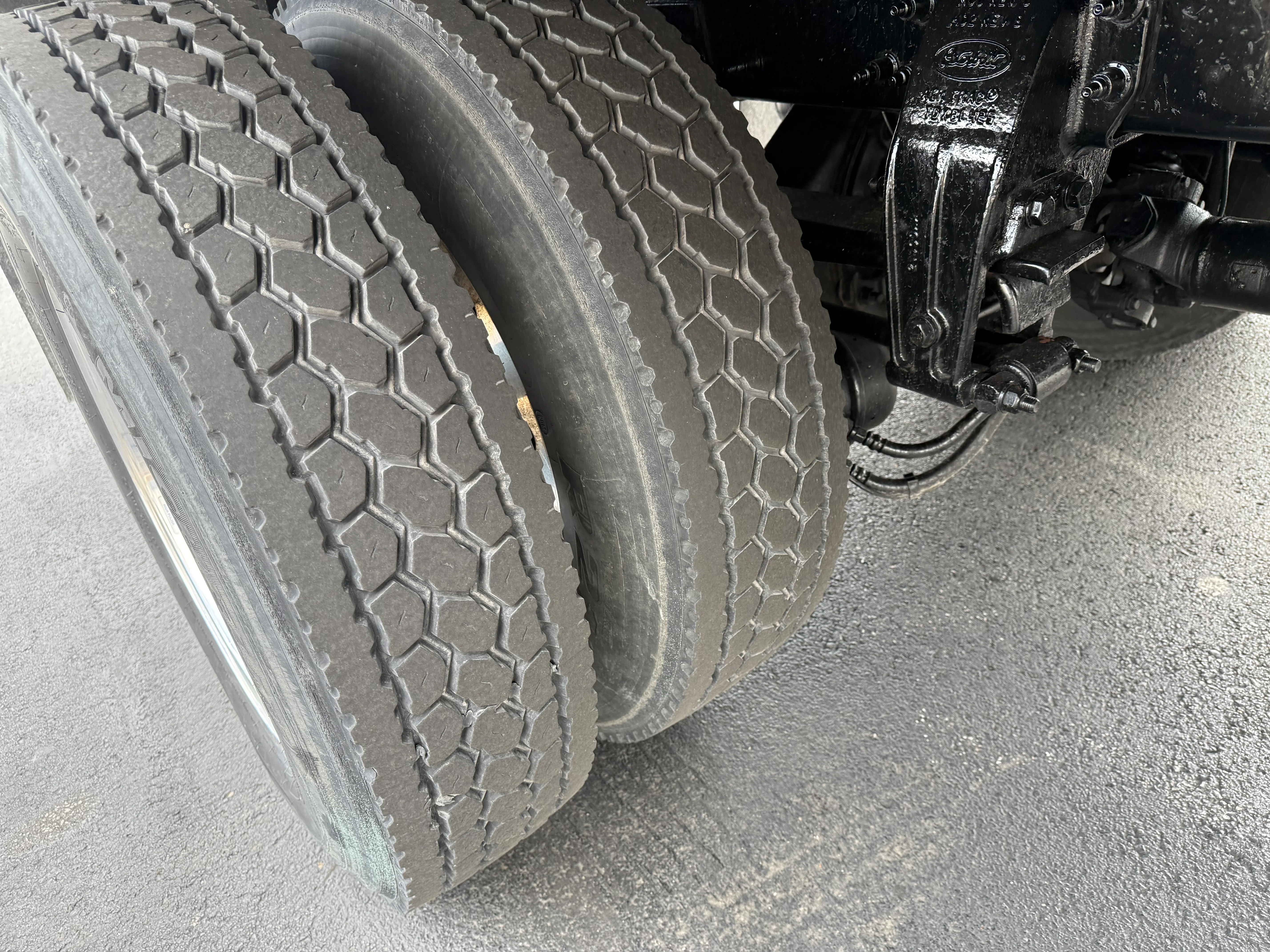 2021 Peterbilt 567 in Cincinnati, OH — photo 12