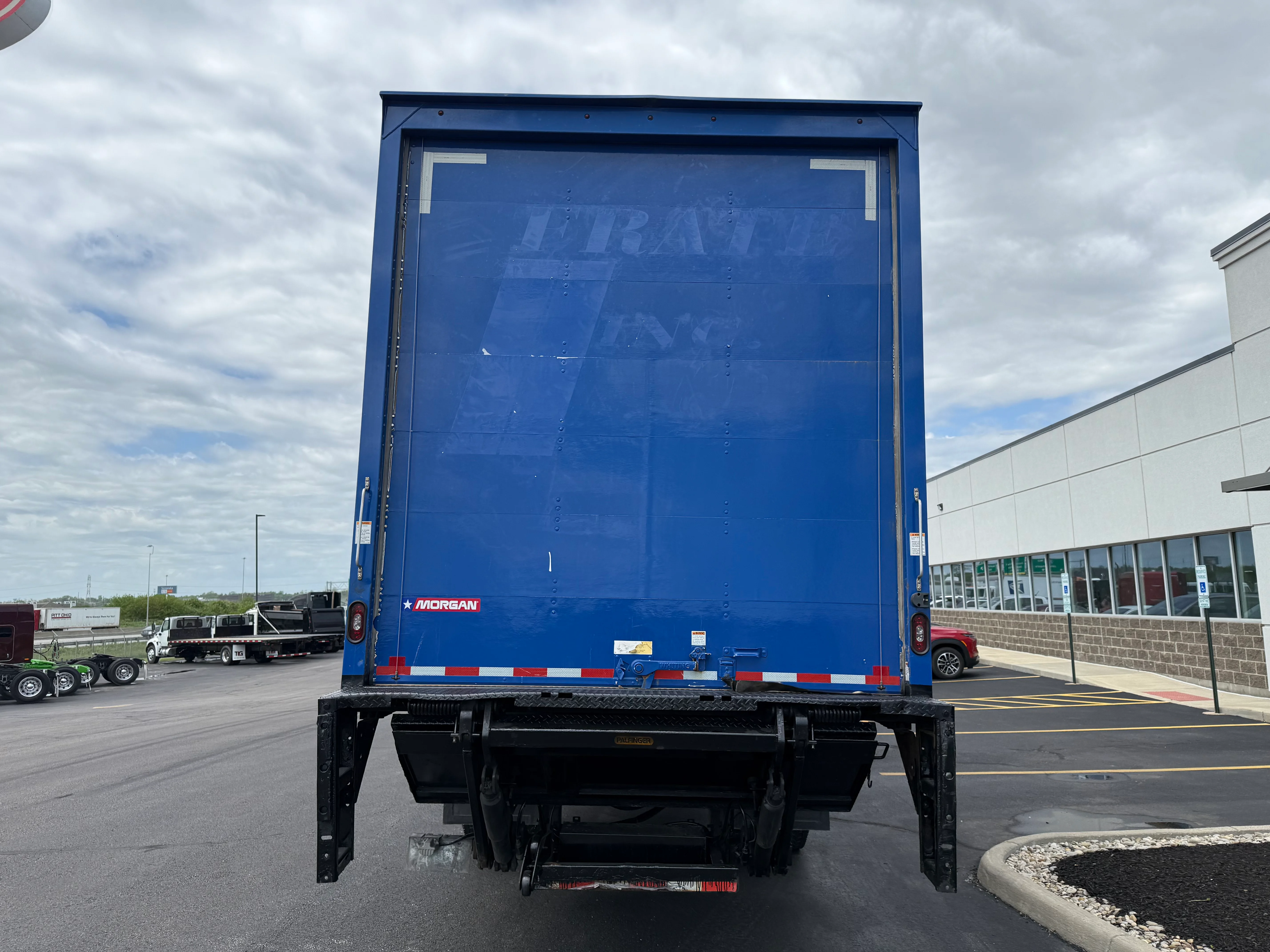 2021 Peterbilt 567 in Cincinnati, OH — photo 4