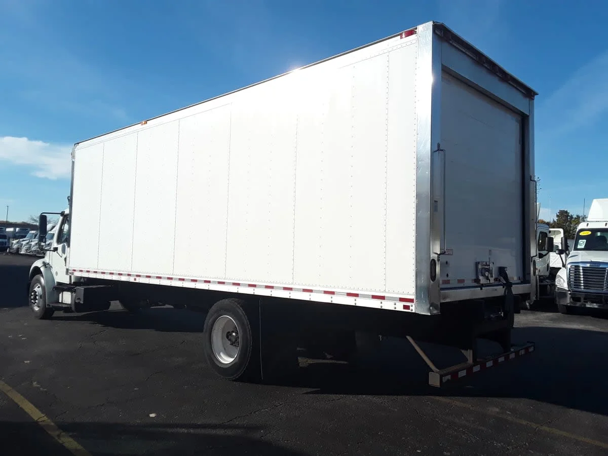 2020 Freightliner M2 106 in Hilliard, OH — photo 6