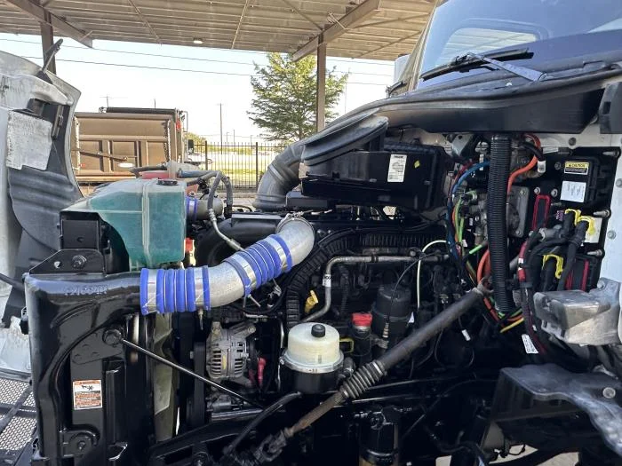 2020 Peterbilt 579 - image 10