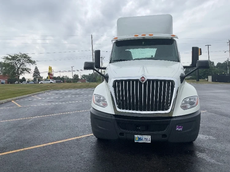 2019 International LT in Akron, OH — photo 2