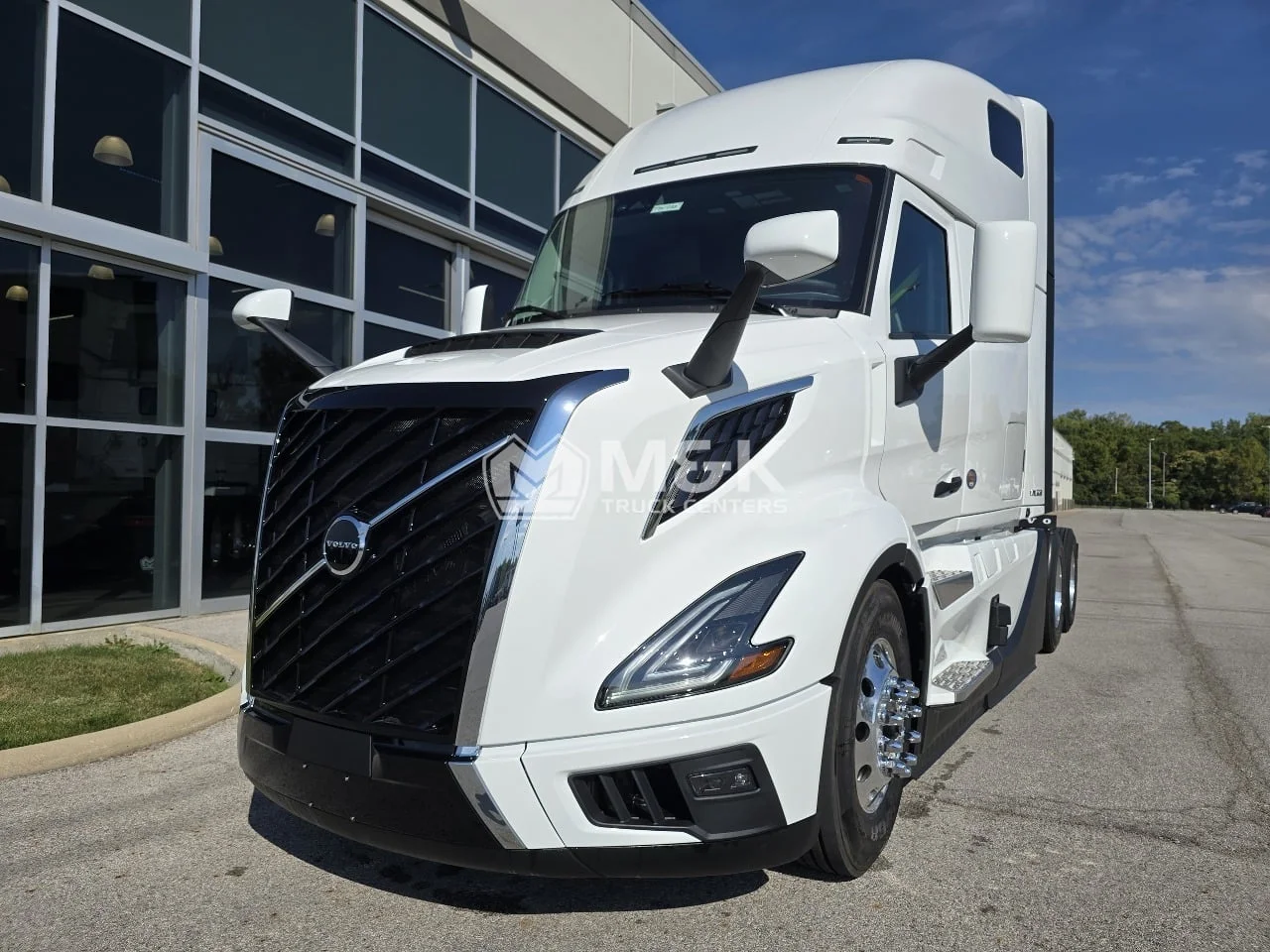 2026 Volvo VNL 660 in Toledo, OH