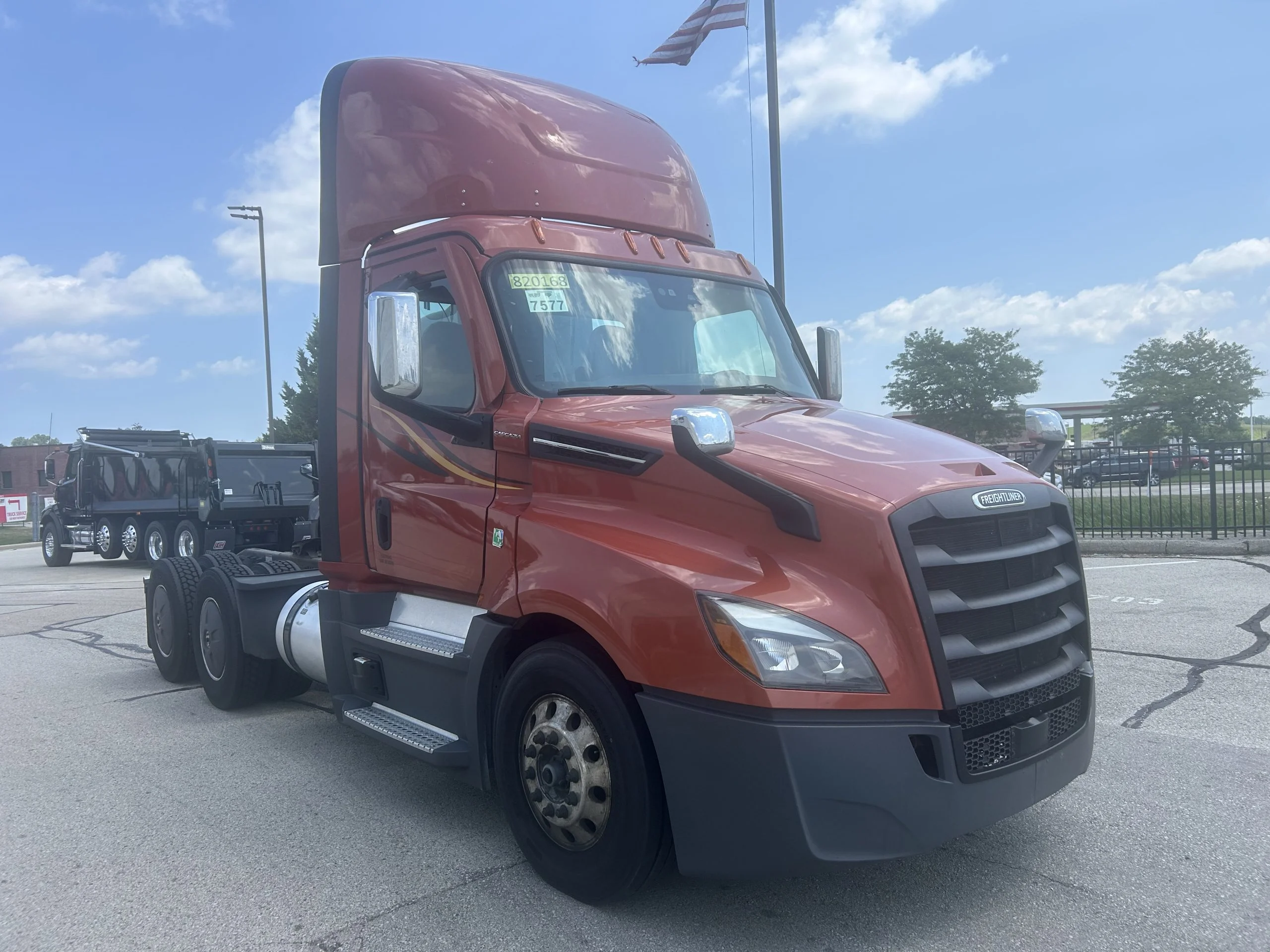 2024 Freightliner Cascadia in Milwaukee, WI — photo 3
