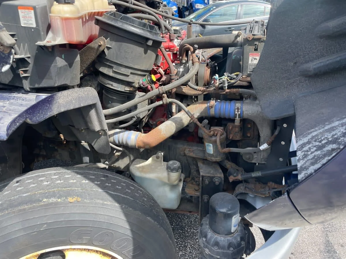 2019 Freightliner M2 106 - image 12