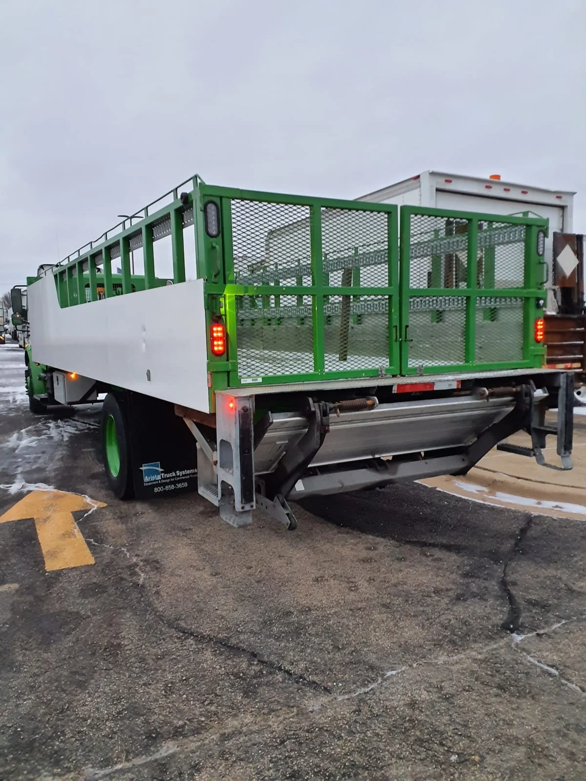 2019 Freightliner M2 106 in Bolingbrook, IL — photo 6
