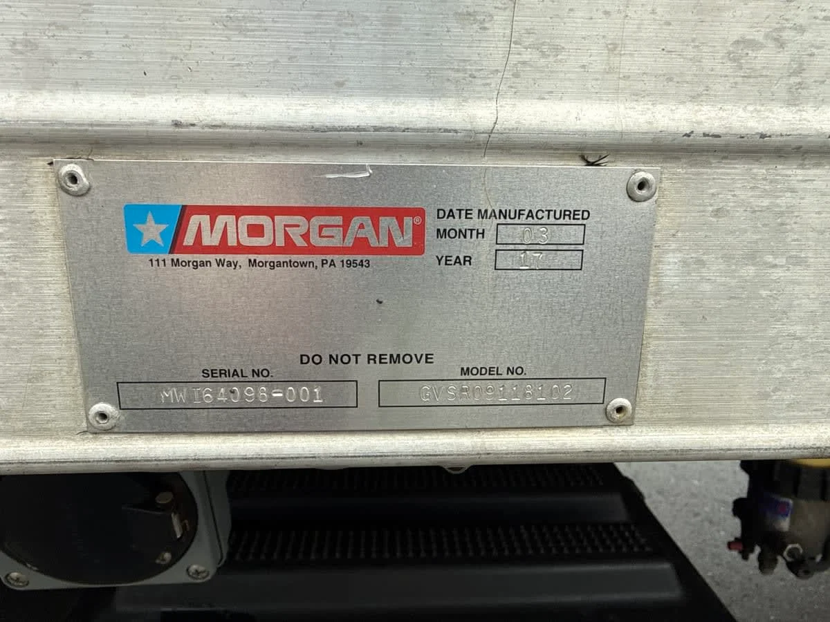 2018 International 4300 - image 18