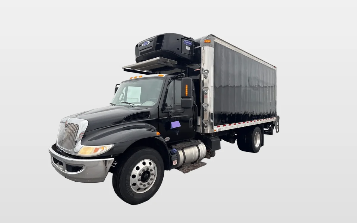 2018 International 4300 - image 1