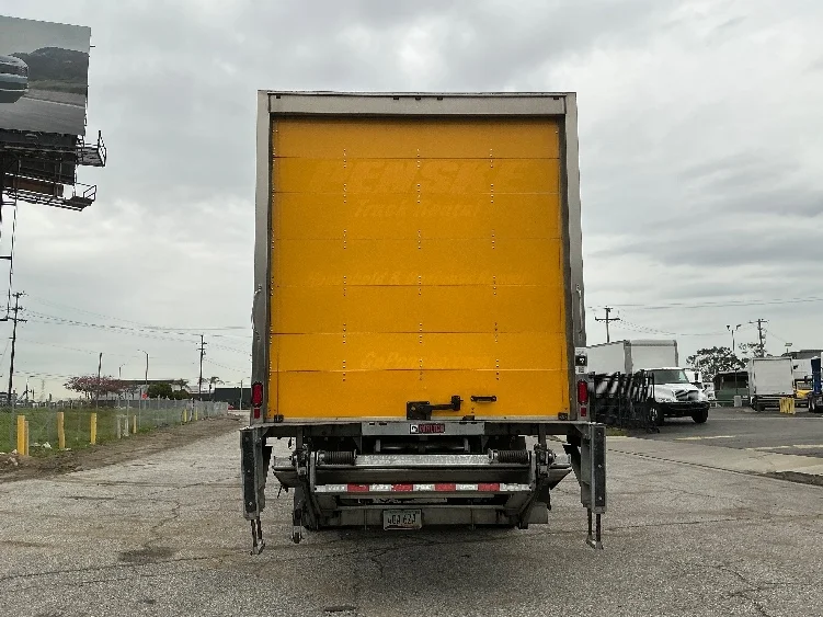 2022 Freightliner M2 106 in Torrance, CA — photo 7
