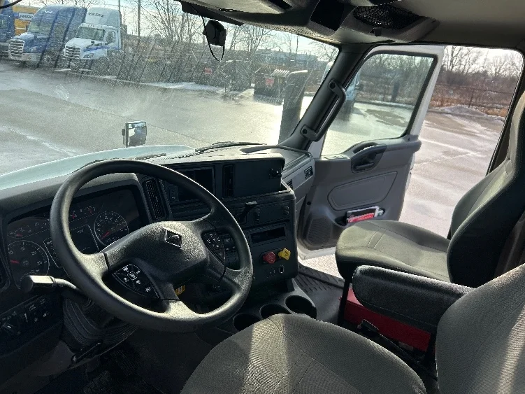 2022 International RH - image 10