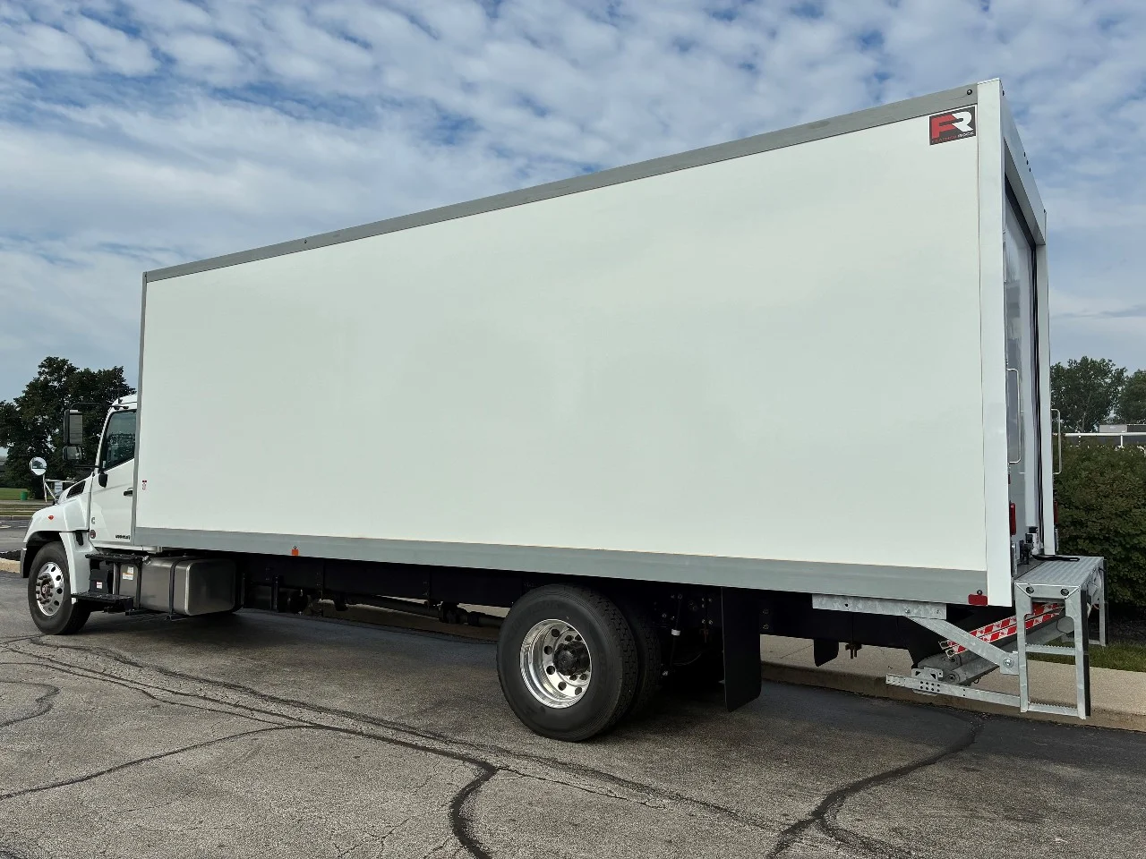 2025 Hino in Waterloo, IA — photo 4