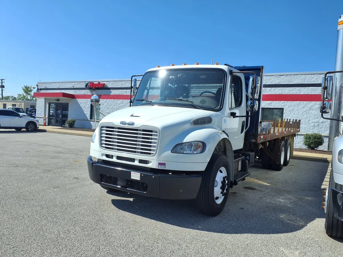 2017 Freightliner M2 106 in Cleveland, OH