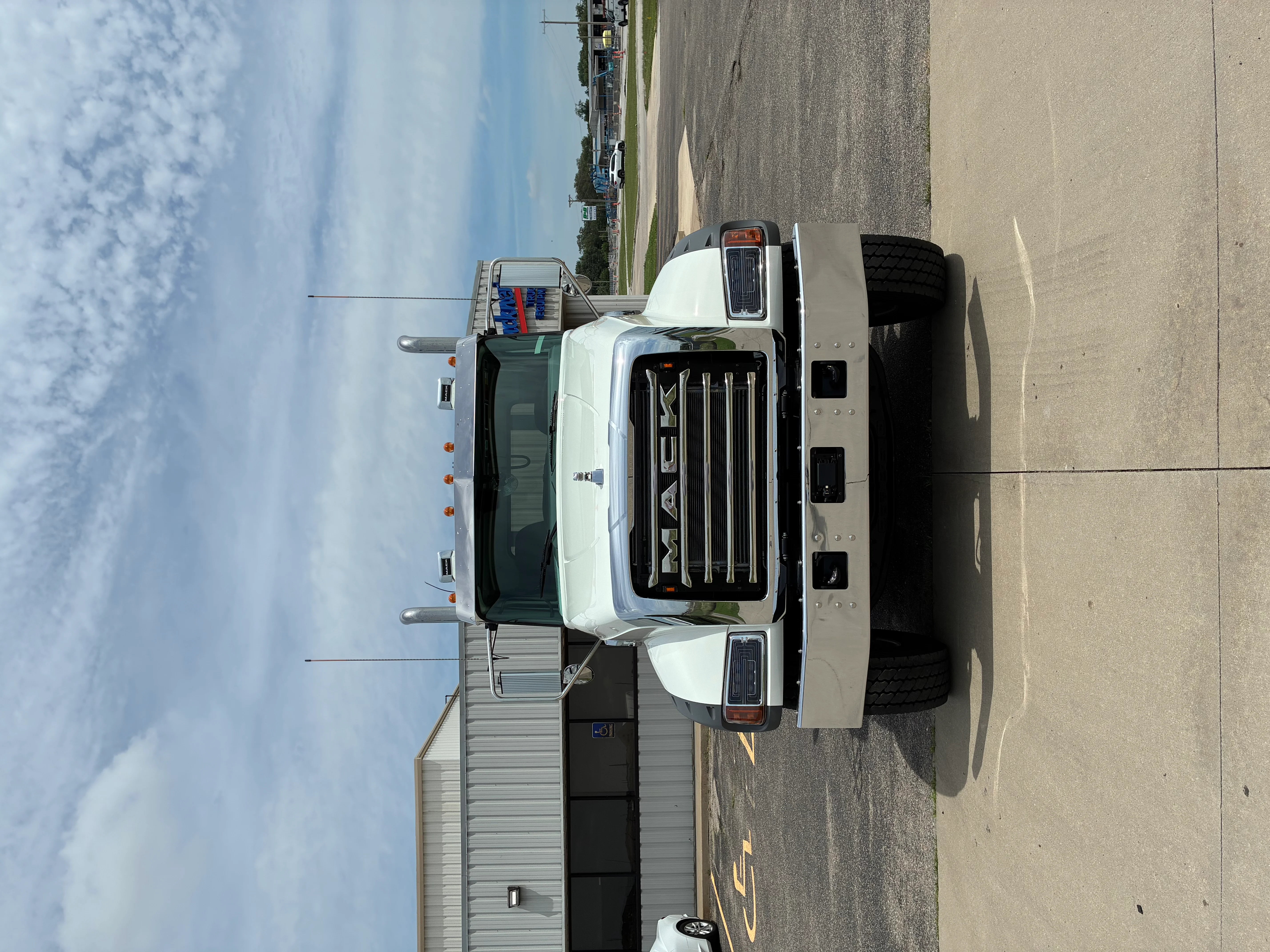 2026 Mack Granite in Wichita, KS — photo 3
