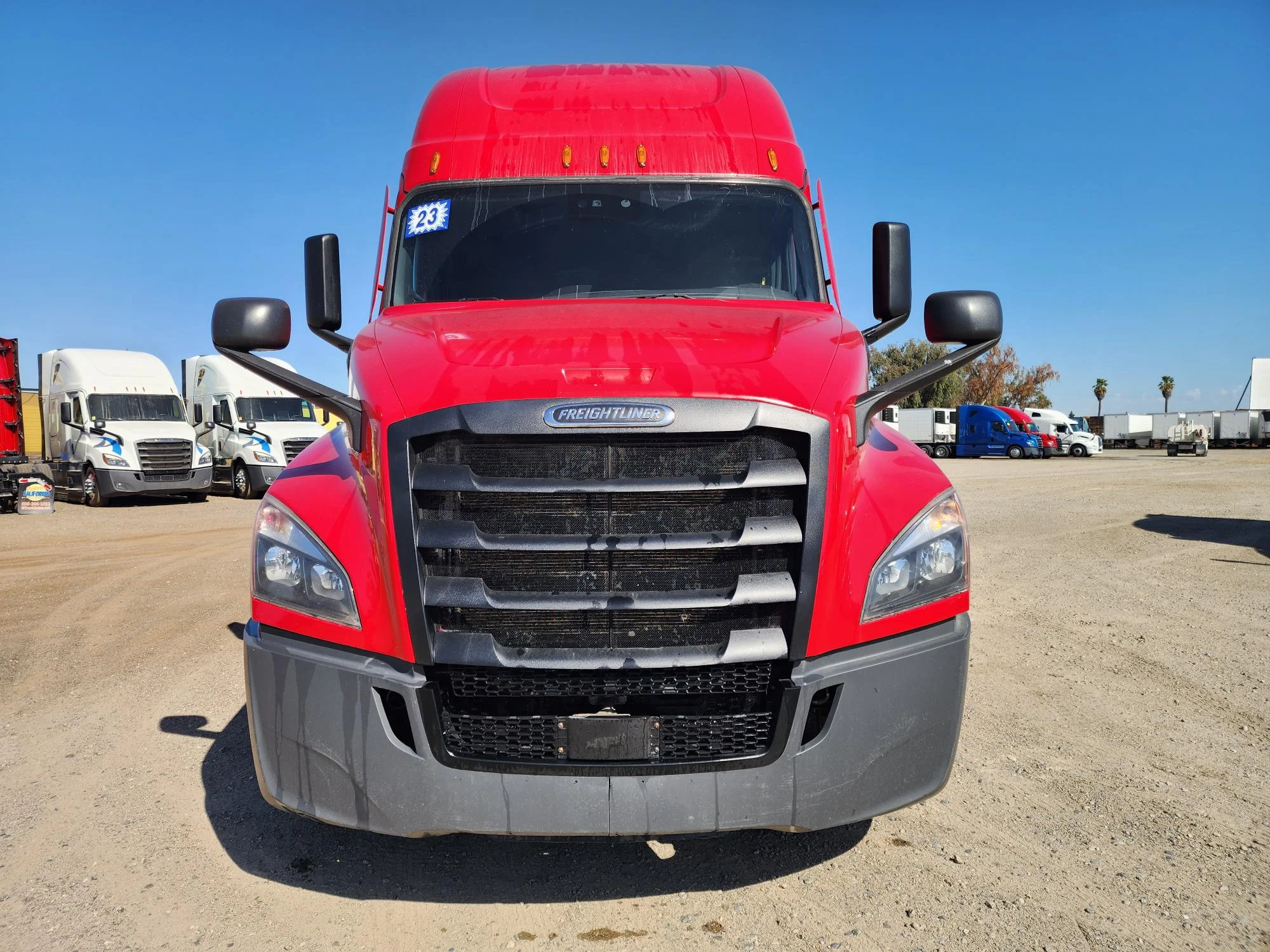 2023 Freightliner Cascadia in Fresno, CA — photo 15