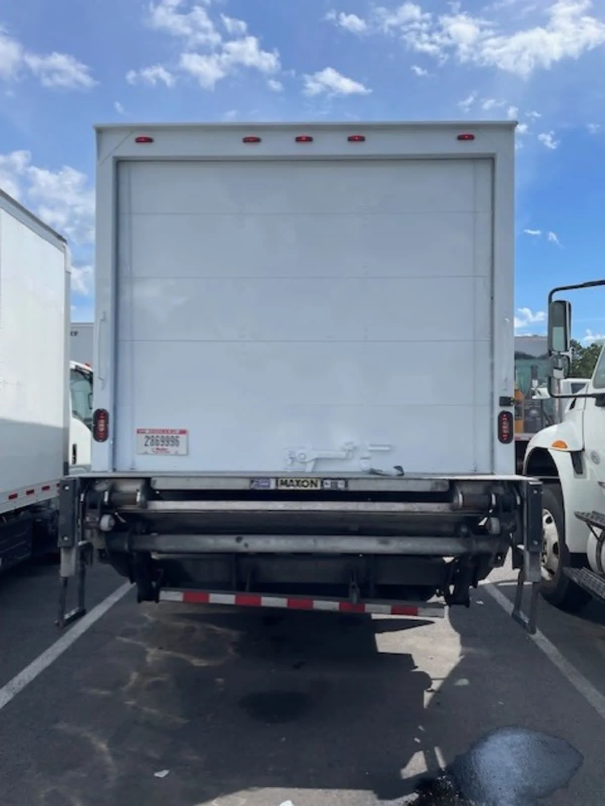 2019 Freightliner M2 106 in Farmingdale, NY — photo 5