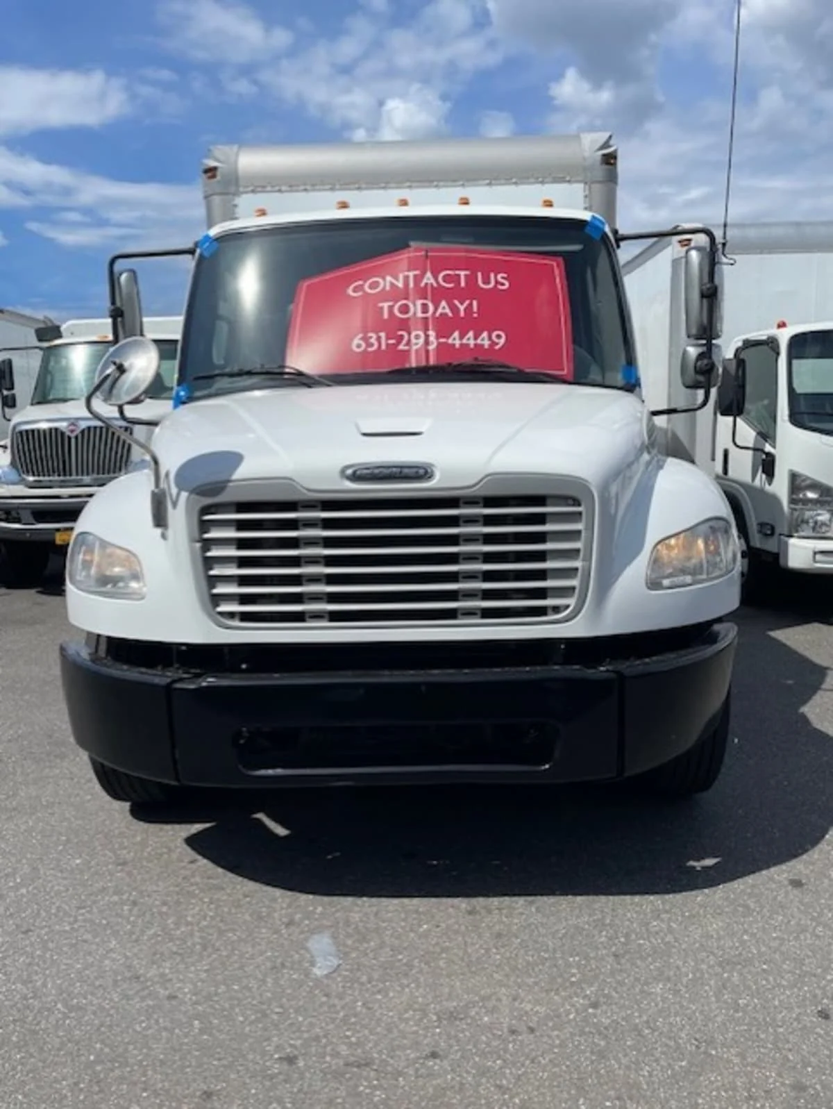 2019 Freightliner M2 106 in Farmingdale, NY — photo 2