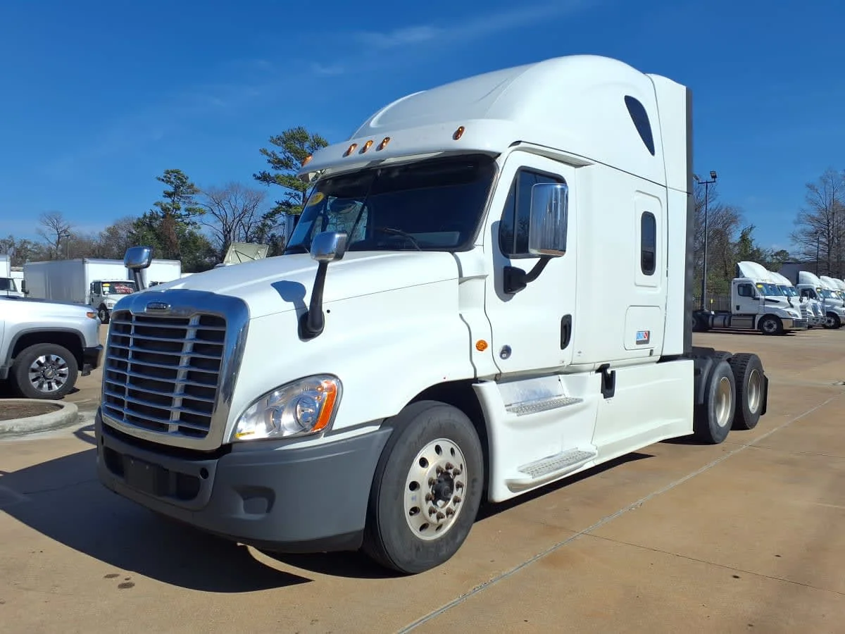 2020 Freightliner Cascadia in Houston, TX