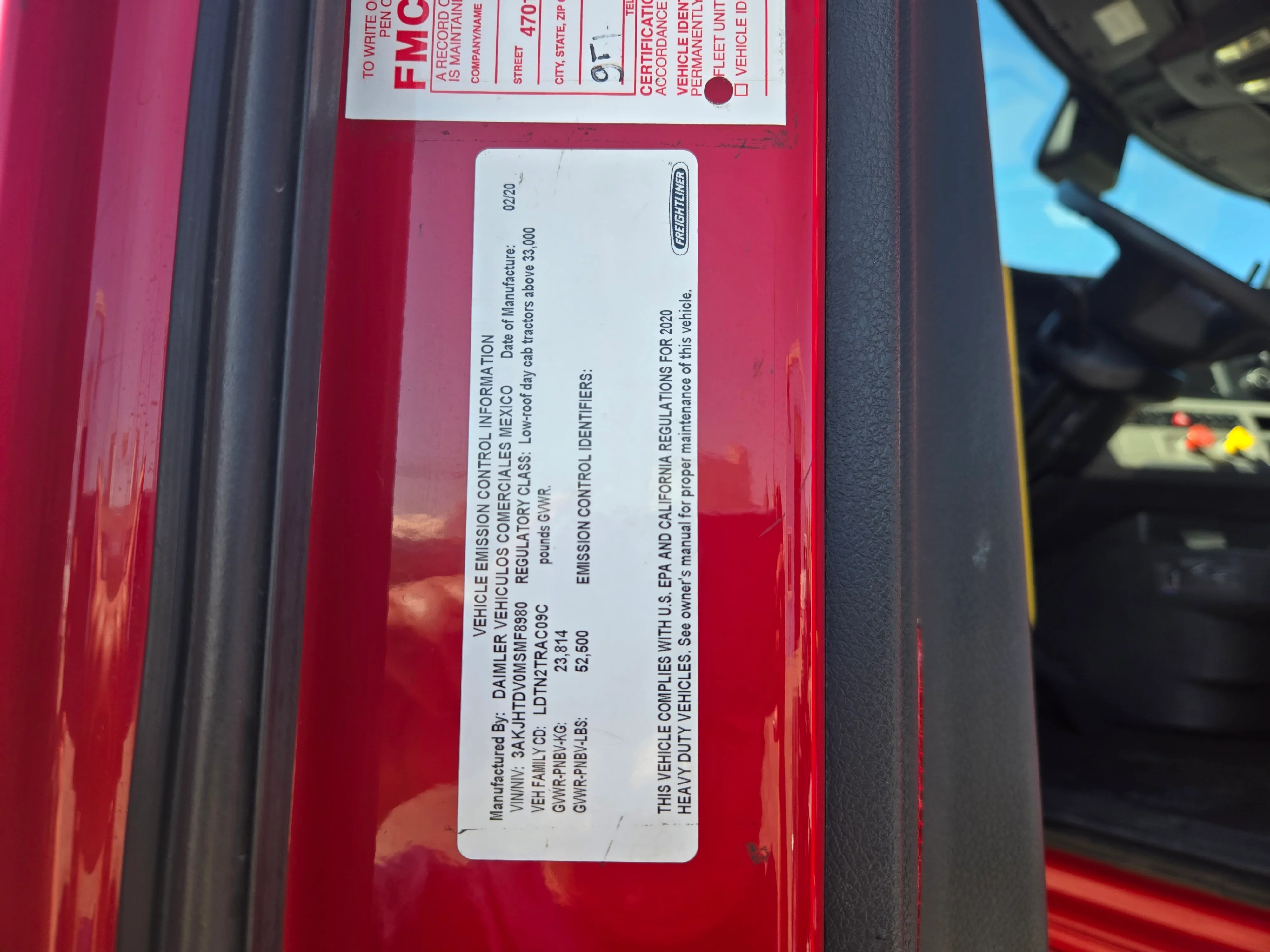 2021 Freightliner Cascadia in French Camp, CA — photo 13