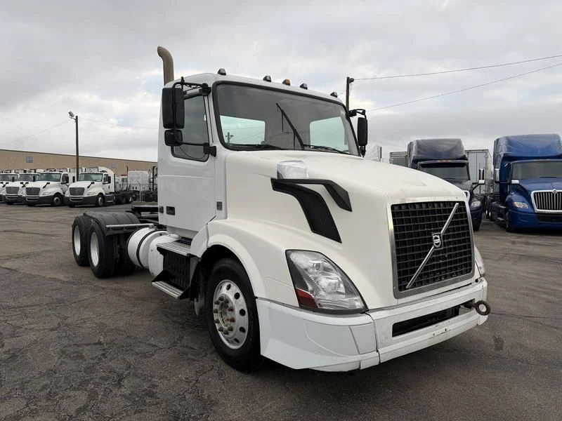 2017 Volvo VNL 300 in Dallas