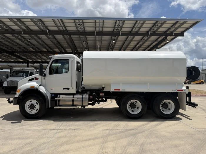 2027 Peterbilt 548 — photo 4