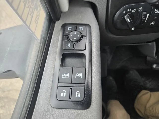 2021 International MV - image 15