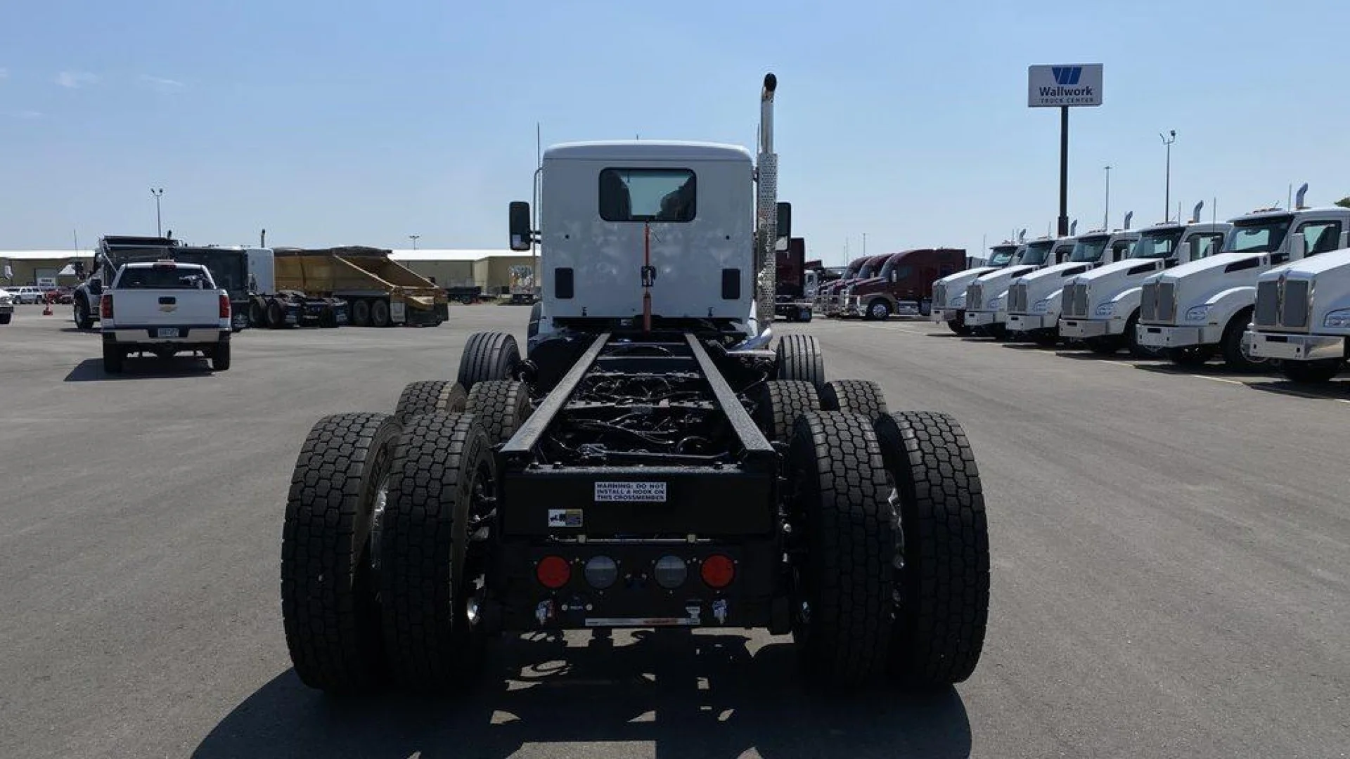 2026 Kenworth T880 in Fargo — photo 4