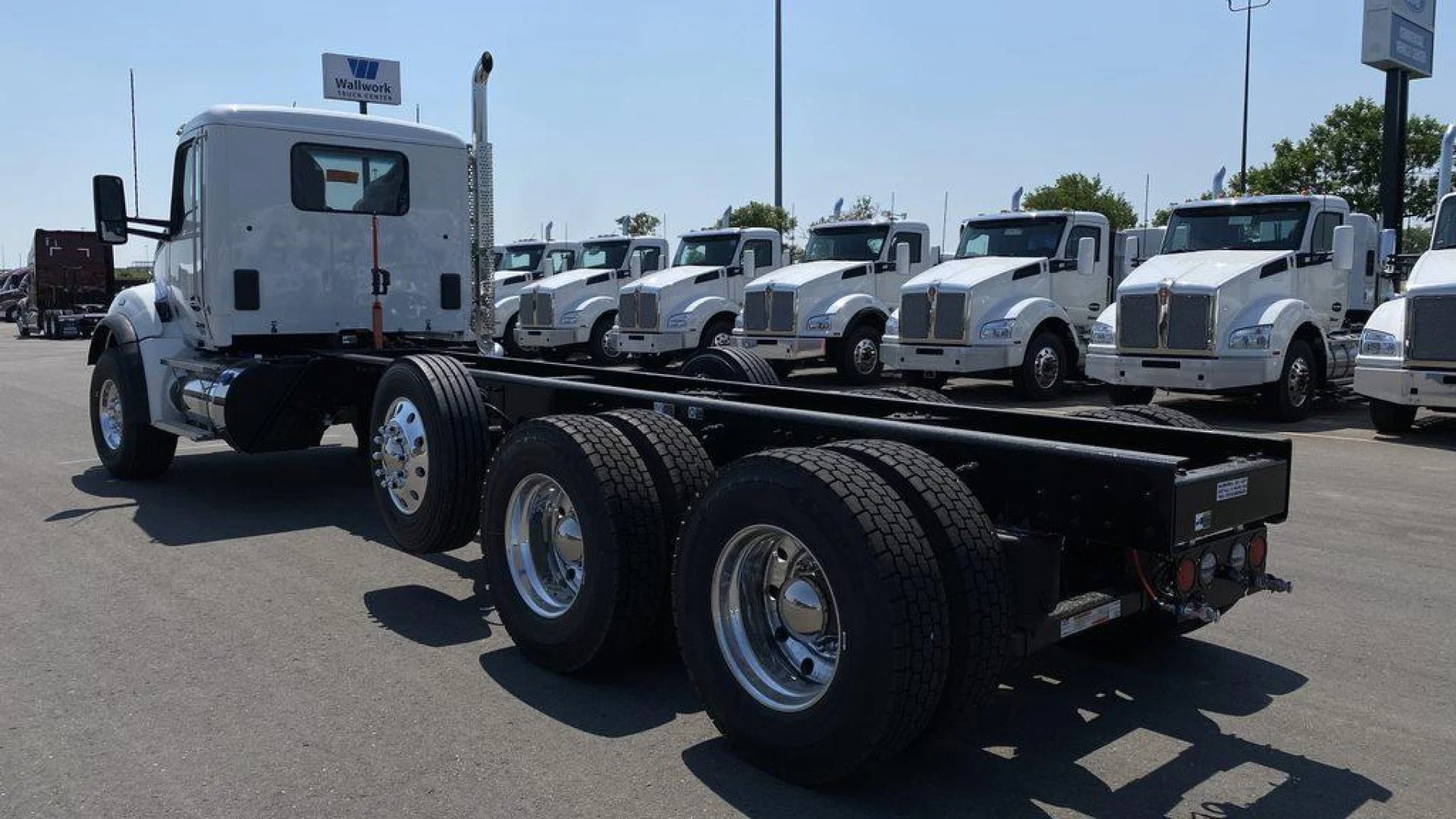 2026 Kenworth T880 in Fargo — photo 3