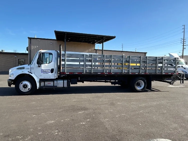2019 Freightliner M2 106 in Bakersfield, CA — photo 4