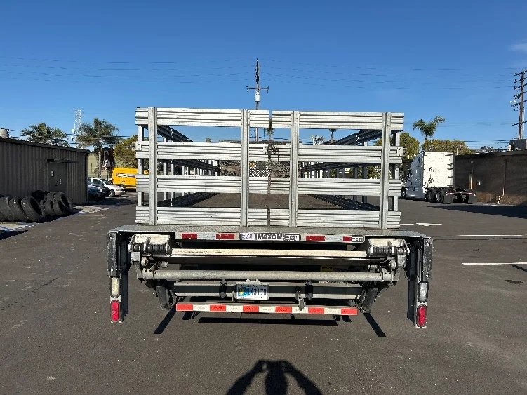 2019 Freightliner M2 106 in Bakersfield, CA — photo 8