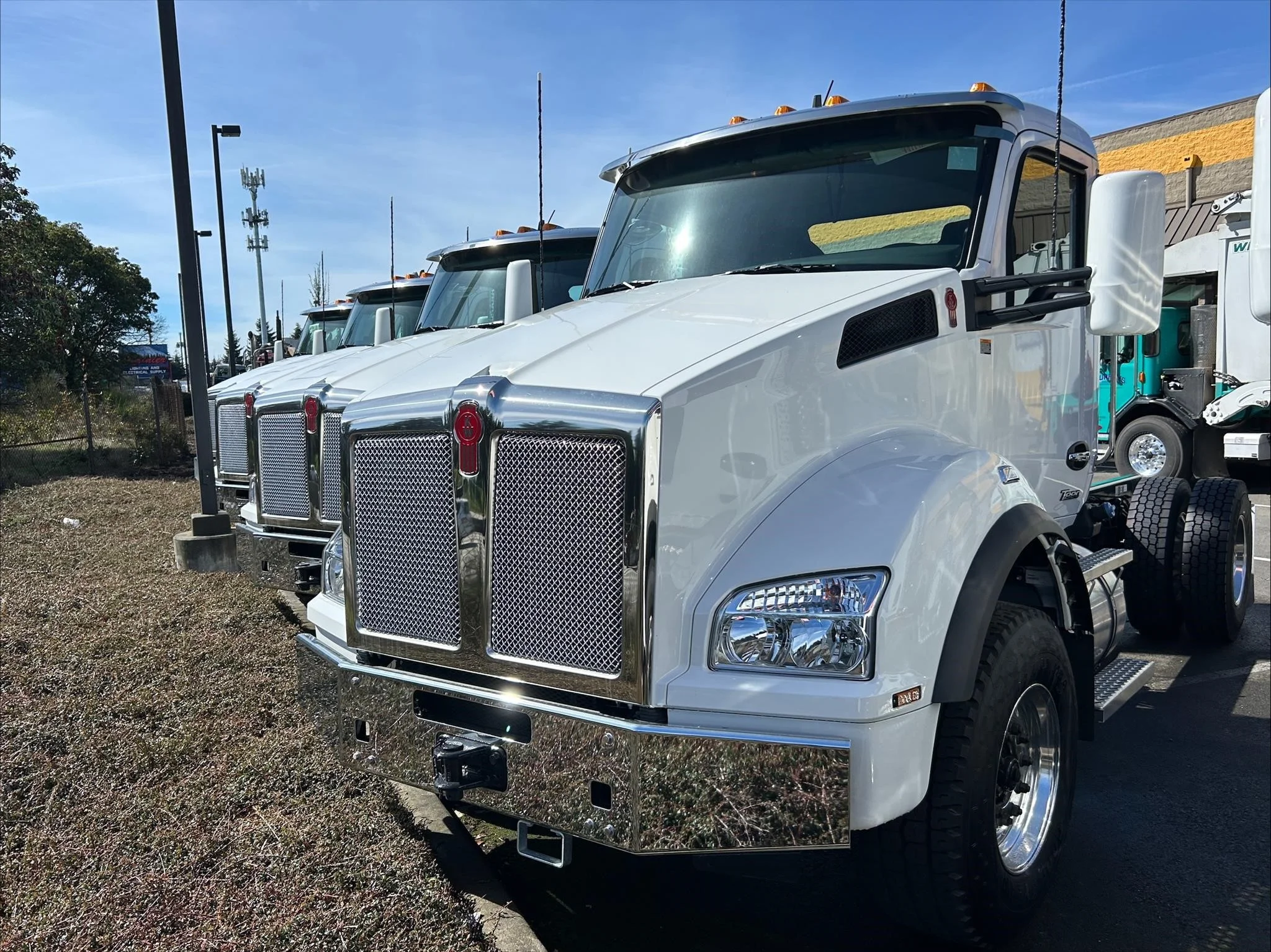 2025 Kenworth T880 in Lakewood, WA