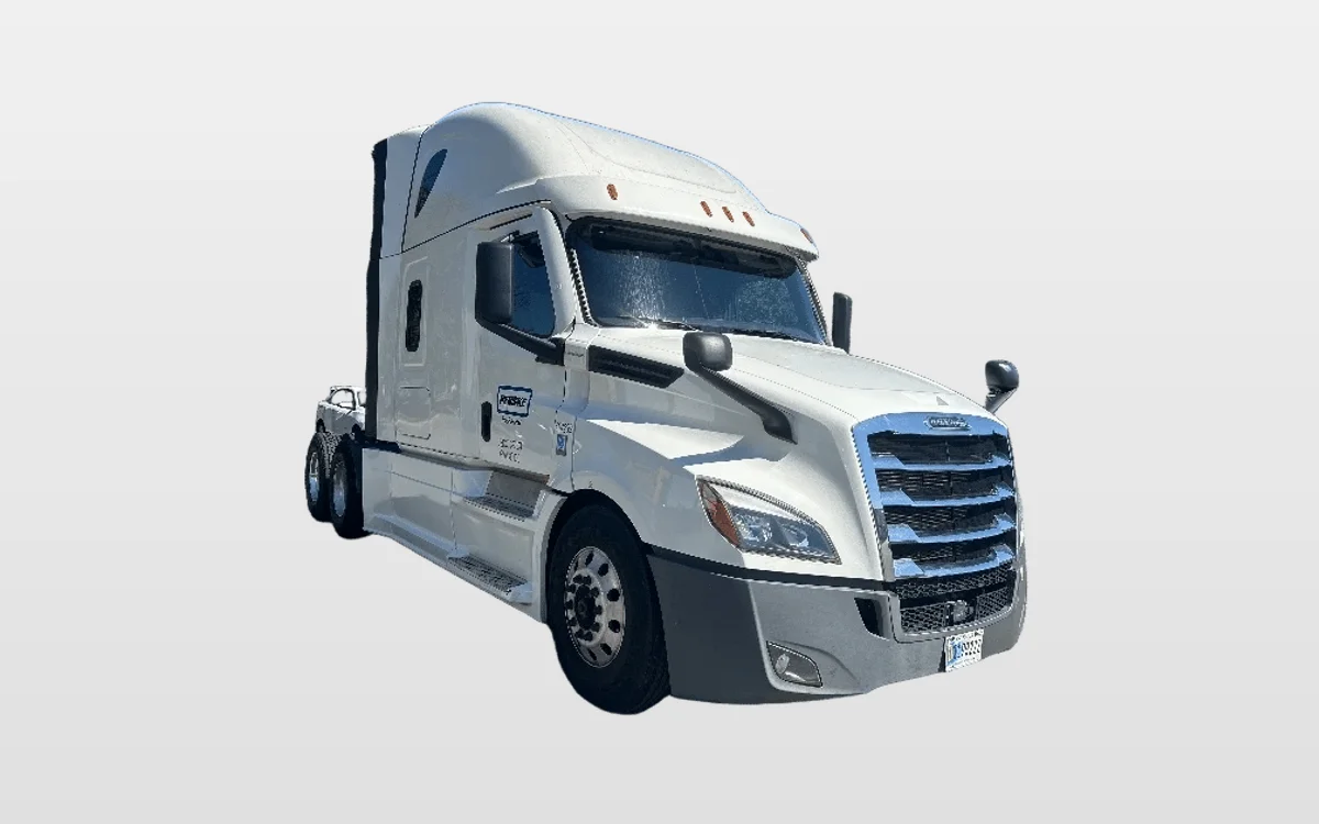 2022 Freightliner Cascadia - image 1