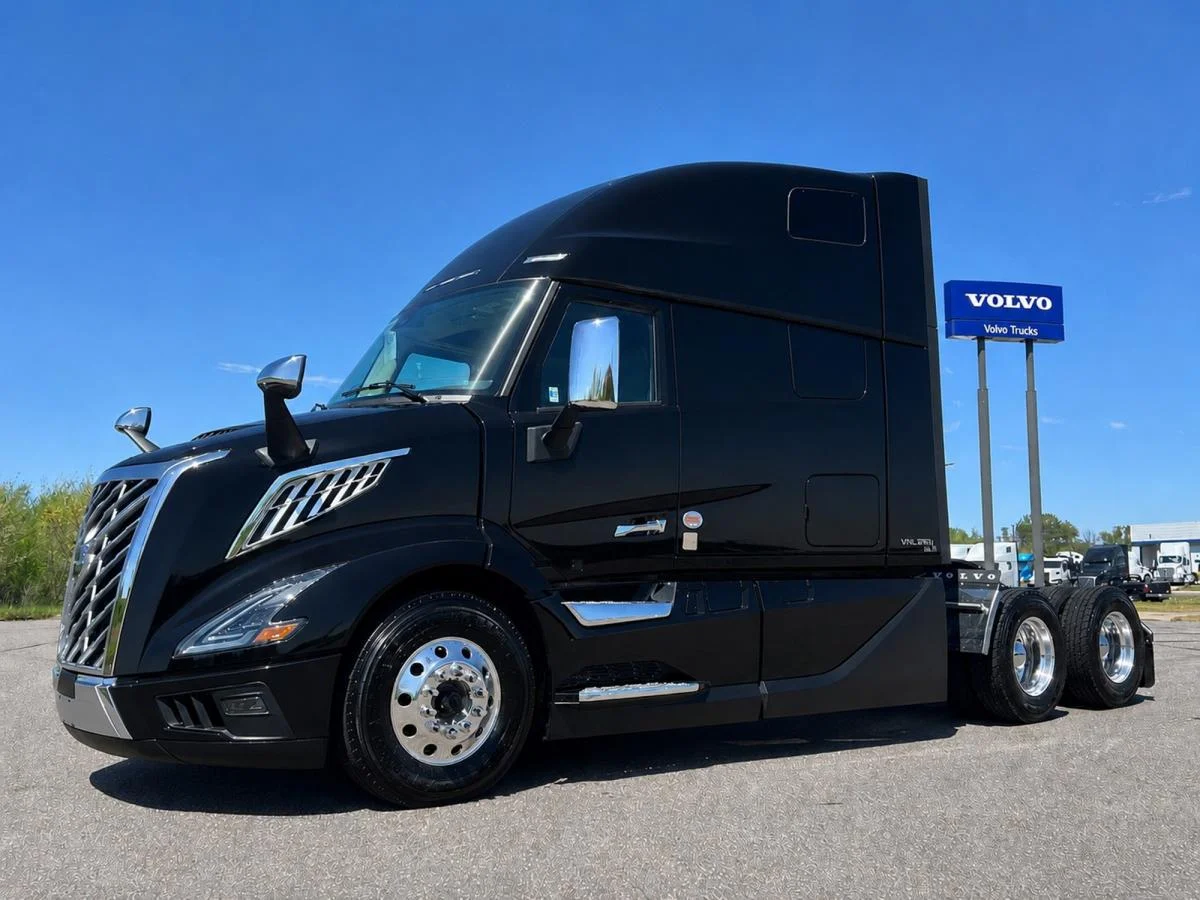 2027 Volvo in Elk River, MN