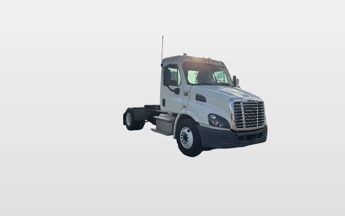2018 Freightliner - image 1