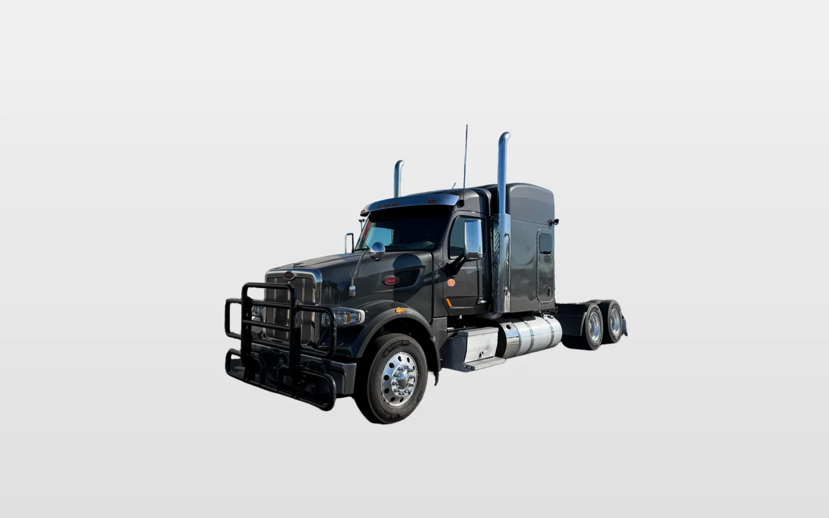 2022 PETERBILT 567 - image 1